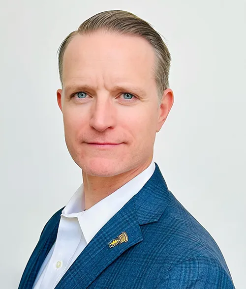Bryan Gibb Veteran with United States Army Special Forces (Green Beret) and Intelligence Officer